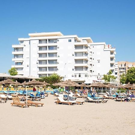 Trea Accomodations - On Private Beach With Sunbed & Umbrella Vlore Exterior photo
